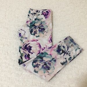 Flywheel Sports Floral Cropped Leggings