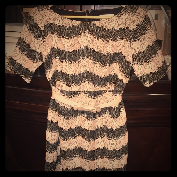 Pea in the Pod Lace Maternity Dress