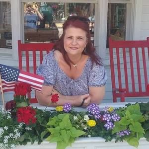 Meet your Posher, Paula