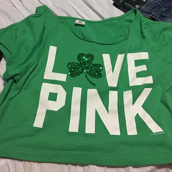 PINK Victoria's Secret Clover crop top - M