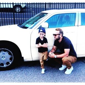 Meet your Posher, Buddy