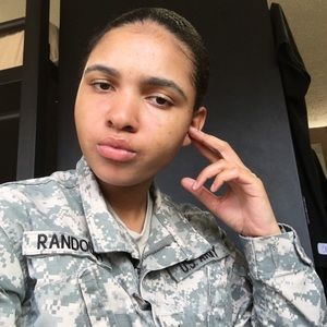 Meet your Posher, Jasmine