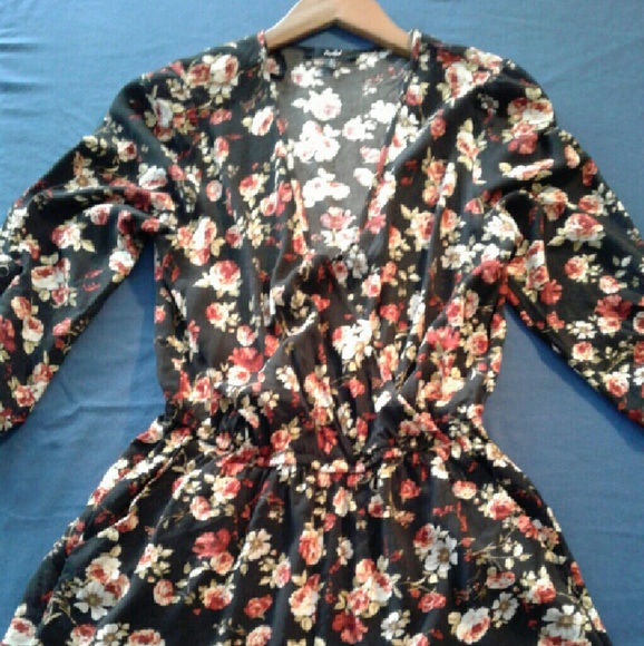 PAPAYA floral 3/4 sleeve romper - Picture 1 of 4