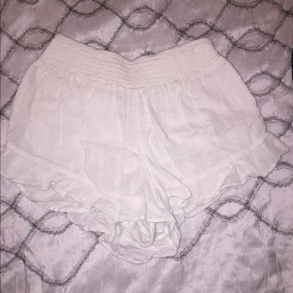White American Eagle Shorts