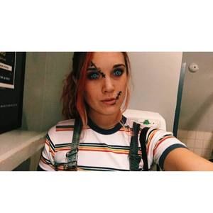 Meet your Posher, Haley