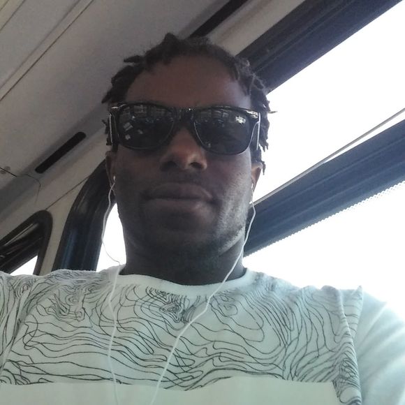 Meet your Posher, Demarcus - Picture 1 of 1