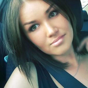 Meet your Posher, Yana