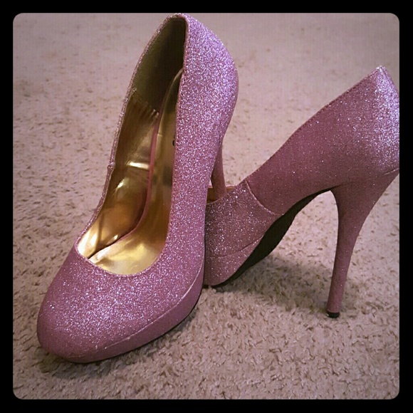 Charlotte Russe Pumpes