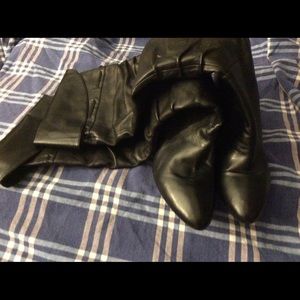 Guess- Over the Knee Back leather boots