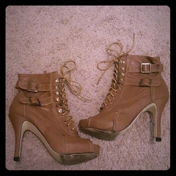 Wild Diva Lace Up Cargo Pumps