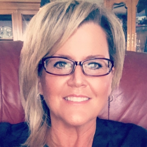 Meet your Posher, Linda