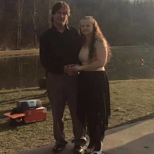 Meet your Posher, Carla