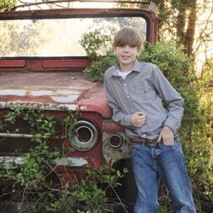 Meet your Posher, Debi