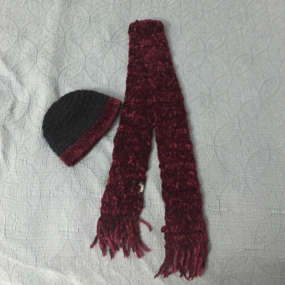 Woolen Scarf and bini