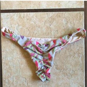 Acacia axel bottoms in vintage Hawaiian