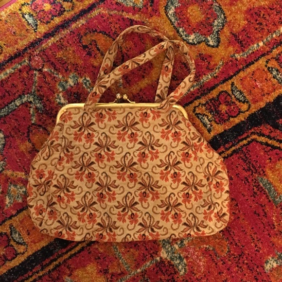Vintage embroidered bag