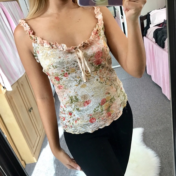 Vintage Lace Spaghetti Strap Top - Picture 4 of 4