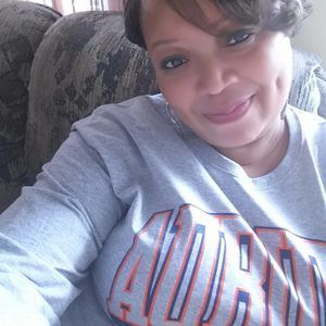 Meet your Posher, Pamela