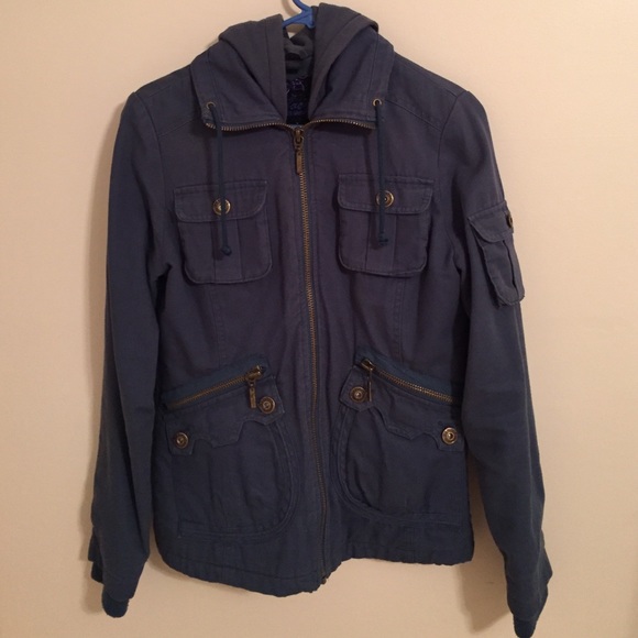 BB Dakota blue jacket. Great condition