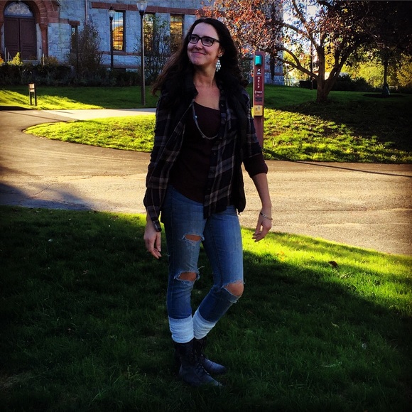 Meet your Posher, Genevieve - Picture 3 of 4