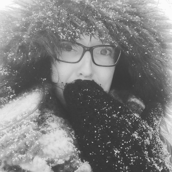 Meet your Posher, Genevieve - Picture 4 of 4