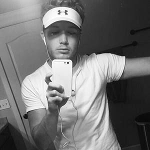 Meet your Posher, Brady