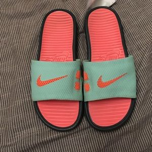 Nike slides