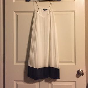 White and navy pleated dress