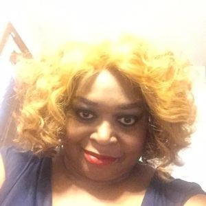 Meet your Posher, Lynda phillips