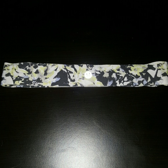 Lululemon headband!