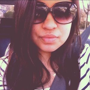 Meet your Posher, Silvia