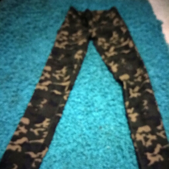 Camo jeggings
