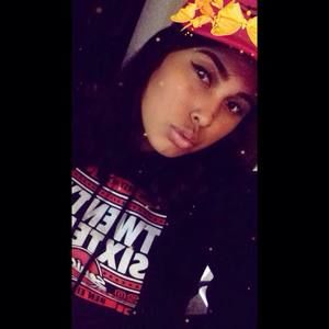 Meet your Posher, Jasmine