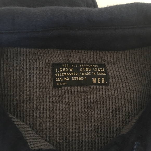Men's J. Crew Top - Picture 3 of 4