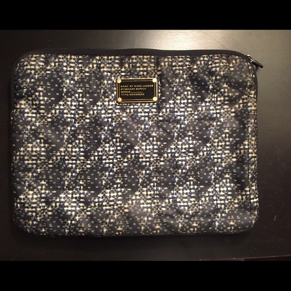 Marc by Marc Jacobs laptop case!
