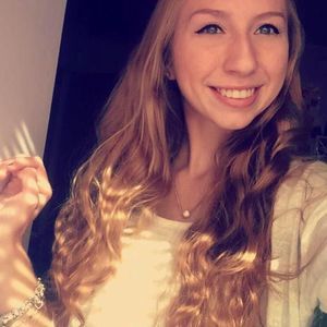 Meet your Posher, Monicka