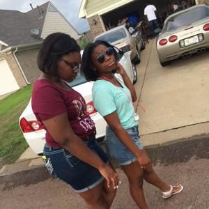 Meet your Posher, Kalani