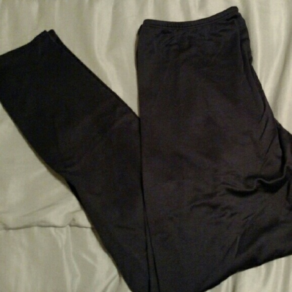 Black leggings
