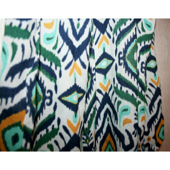 ✨1 M Left✨ Moroccan Print High-Low Rayon Tank NWT - Picture 2 of 4