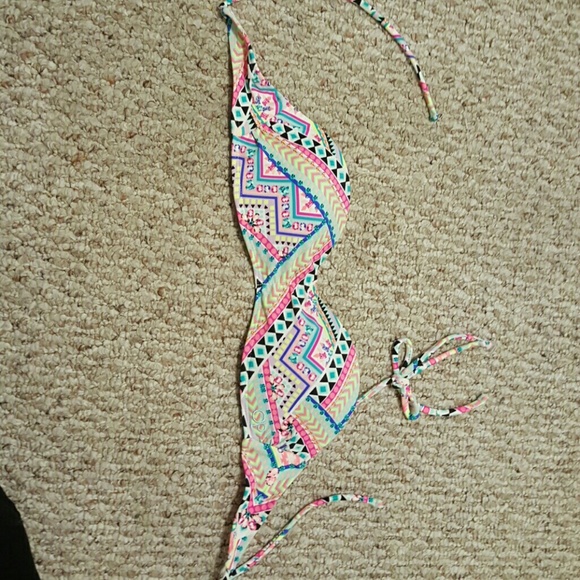 Swim top - Picture 1 of 1