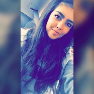 Meet your Posher, Jimena