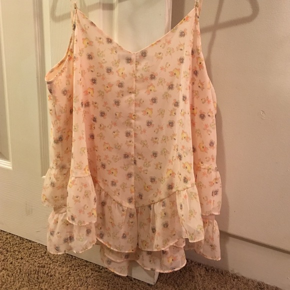 Lauren Conrad blouse - Picture 2 of 3