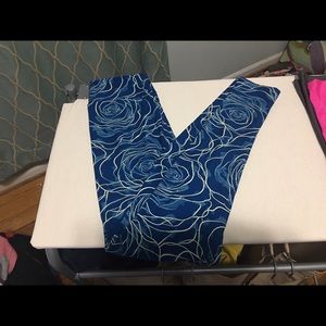 LuLaRoe butter leggings