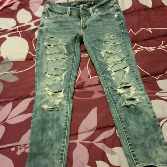 American Eagle distressed jeans size 2 - Picture 1 of 2