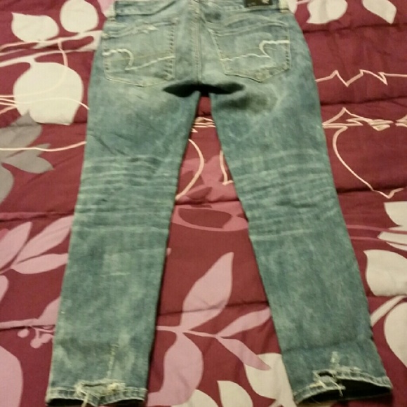 American Eagle distressed jeans size 2 - Picture 2 of 2