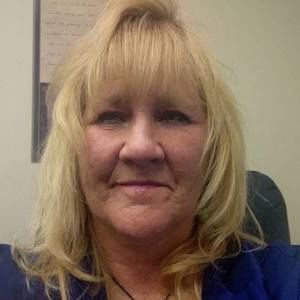 Meet your Posher, Debbie