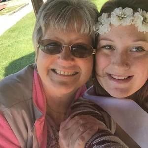 Meet your Posher, Janet