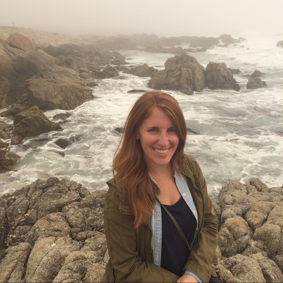 Meet your Posher, Laura