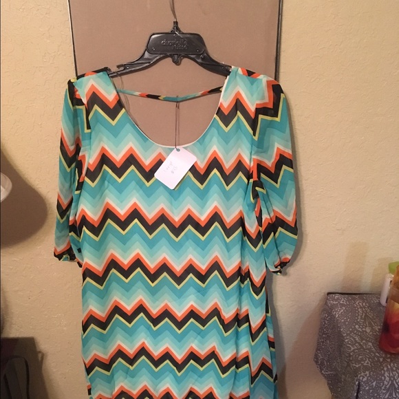 Lg boutique dress, never worn - Picture 1 of 1