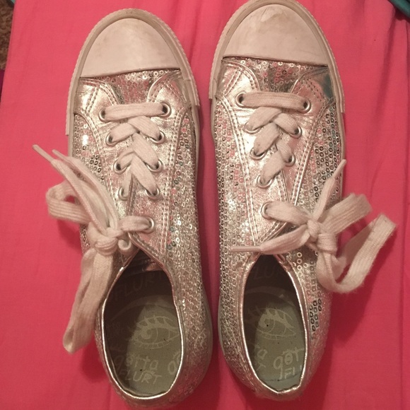 Sparkly converse - Picture 1 of 1